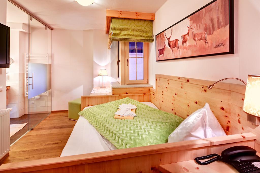 Biohotel Castello Koenigsleiten 쾨닉슬라이텐 객실 사진