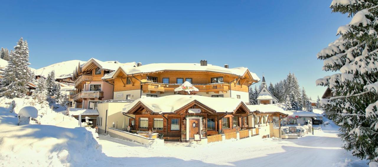 Biohotel Castello Koenigsleiten 쾨닉슬라이텐 외부 사진